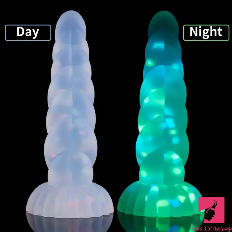 5.43in 8.86in Big Lifelike Jelly Glowing Dildo With Sucker Female Masturbator